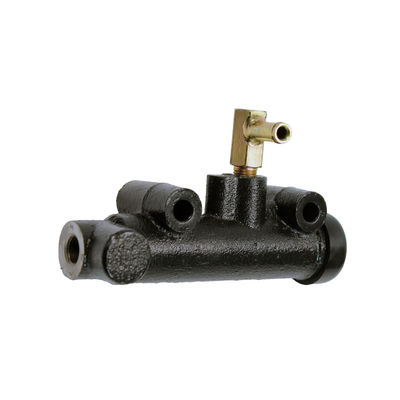 ระบบส่งรถบรรทุก CLUTCH MASTER CYLINDER 1-47500239 147500239 สําหรับรถบรรทุก ISUZU JAPANESE